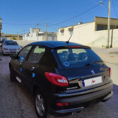 پژو 207i پانوراما دنده ای ، مدل 1403