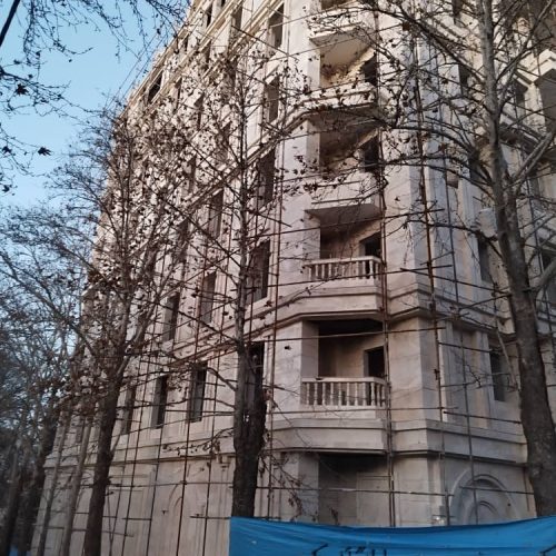 اجرا  انواع سنگ نما ساختمانی  رومی انواع  سنگ های ساختمانی  با 5 سال سابقه  کاری    با بهترین کیفیت و کمترین زمان  نما  ساختمانی تو کامل میکنیم  با بهترین قیمت  جهت اطلاع بیشتر   با من تماس بگیرید