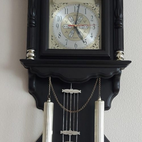 ساعت پاندول دار