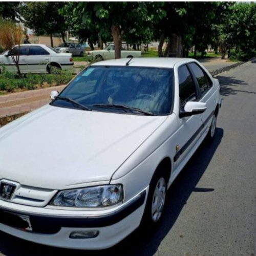 کاملا خوش بدون رنگ