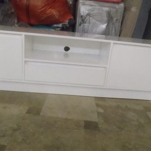 میز تلویزیونی