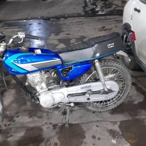 موتور پارکینگی با پلاک