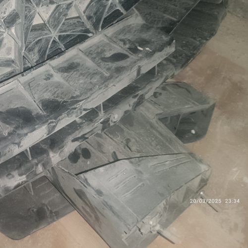 قطعات ماشین پارس .دنا .سرون.تارا. 207