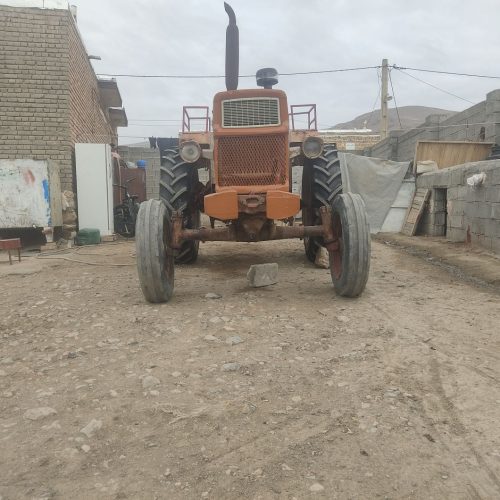تراکتور رومانی مدل 56
