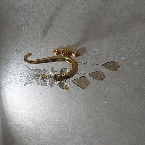 یک عدد لوستر 6 شاخه+یک تک شاخه