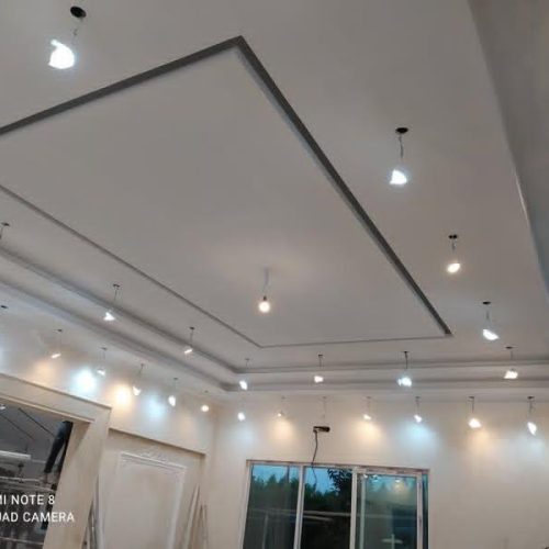 مجری کناف همراه با طراحی و کلیک و پی وی سی