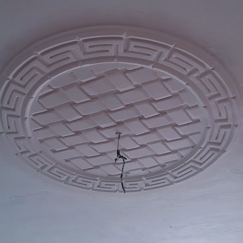 گج کارم گچ بری وساده گچ تمیز باسلیقه لکه گیری