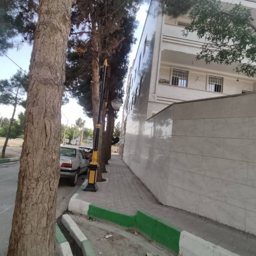 فروش یک باب آپارتمان 3طبقه حیاط دار شهریارفردوسیه رامین