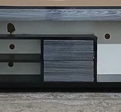 میز تلویزیون در حد نو