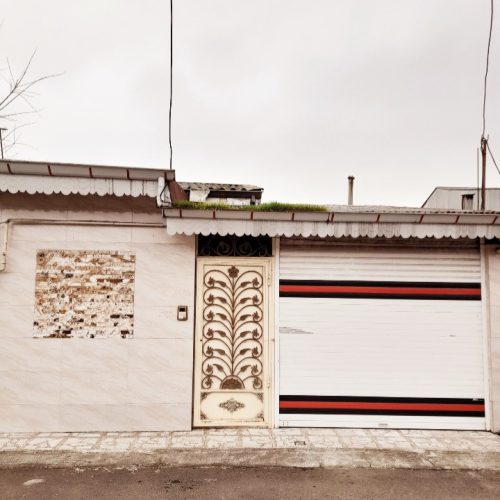 منزل ویلایی مسکونی دو خواب سند تک برگ در منطقه کاملا آرام