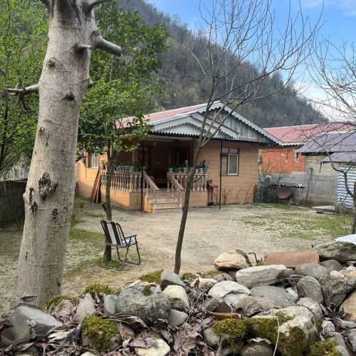 ویلای جنگلی گلزار لب رودخانه