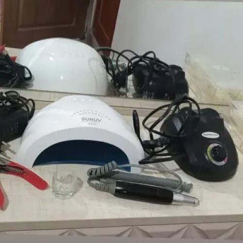 دستگاه کاشت ناخن