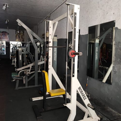 فروش باشگاه بدنسازی (جاروکشی)