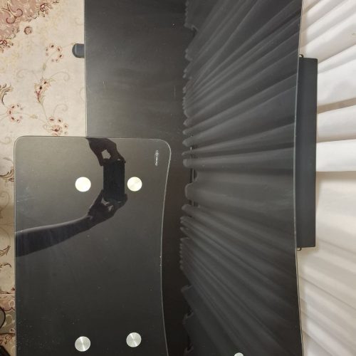 میز کامپیوتر شیشه ای