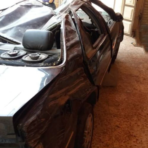 تصادفی پژو پارس ال ایکس مدل 1385