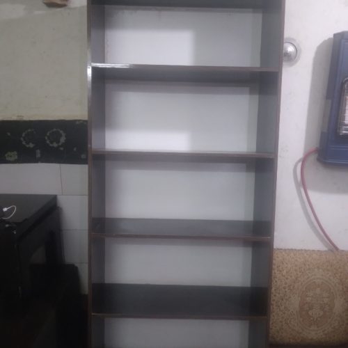 تخت خواب و کمد