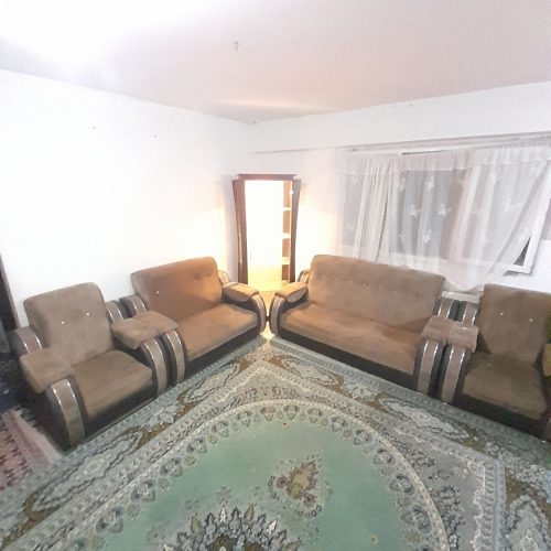 سلام وعرض ادب خدمت دوستان یه دست مبل 7نفره واسه فروش