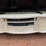 میز تلوزیون در حد نو