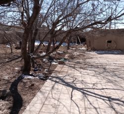 به نام خدا یک خونه در شهر رزن روستای نوار ویرایش تفریح خیلی خوبه و درخت زردآلو .آلبالو.گلابی و…داره و جای خیلی با سفایی