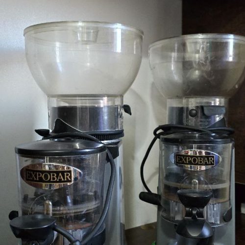 دستگاه اسپرسو ساز صنعتی با دو عدد آسیاب قهوه