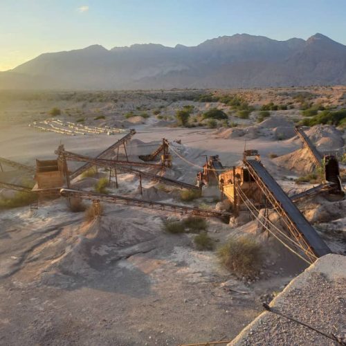 نصب و راهاندازی دستگاه سنگ شکن