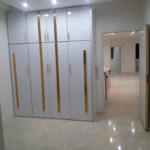 فروش واحد 90 متری در حد کلید اول در کوروش