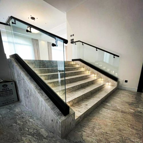 نرده شیشه ای