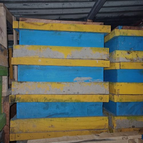 حراج کلیه لوازم زنبورداری