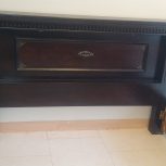 یک عدد تخت چوبی سالم وزیبا