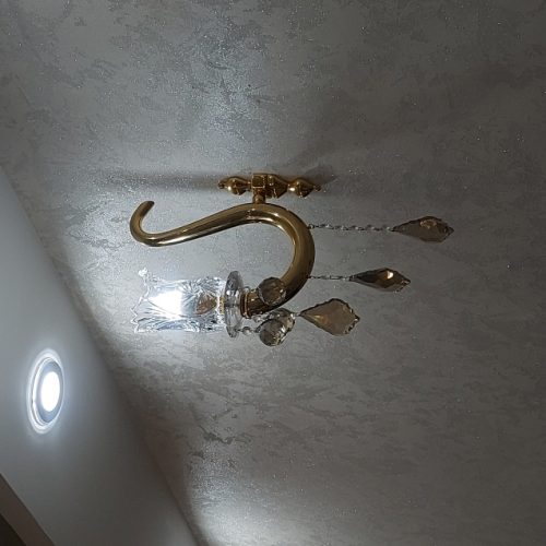 یک عدد لوستر 6 شاخه+یک تک شاخه