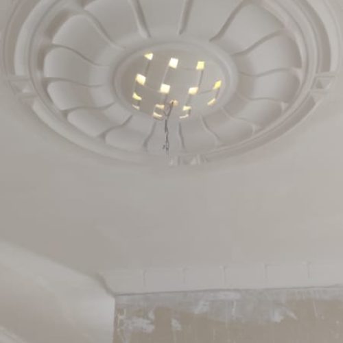 گج کارم گچ بری وساده گچ تمیز باسلیقه لکه گیری