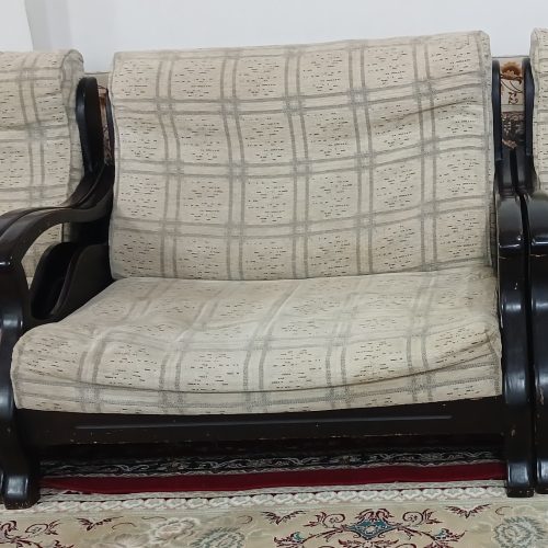 مبل راحتی هفت نفره سالم بدون پارگی وخرابی
