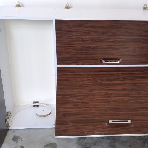 کمد دیواری با جنس خارجی بسیار جادار وبزرگ