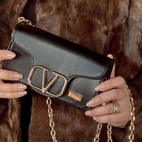 فروش انواع کیف و کمربندو لوازم چرمی مردانه وزنانه