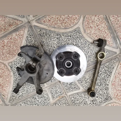 لوازم استوک پراید کمک وفنر جعبه فرمان چراغ جلو وعقب سنسور کیلومتر وسک دس و….غیره