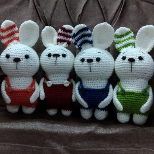 عروسک خرگوش دست بافت