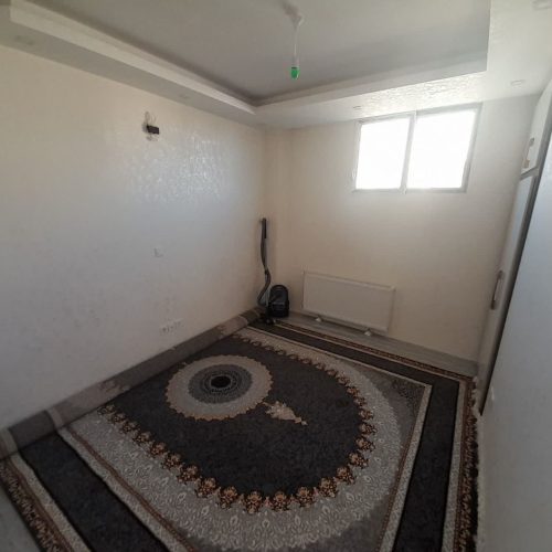 120 متری دوخوابه  فول امکانات با پارکینگ