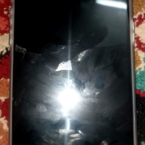 طرح گوشی ایفون15