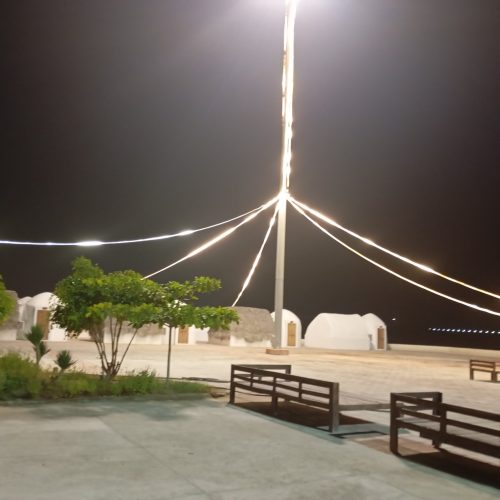 جای خواب با غذا هر سه وده