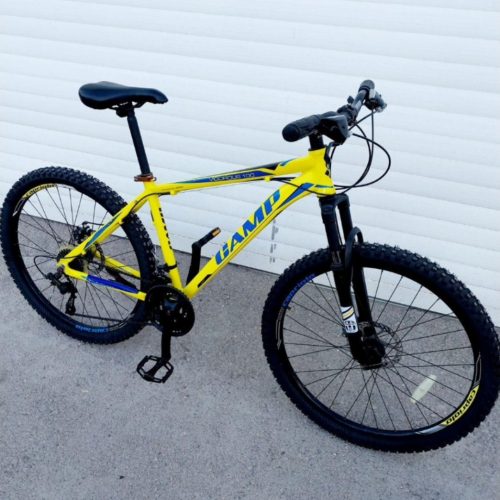 دوچرخه تمیزیه پول لازم دارم واس همین میفروشم کاملا تمیز بدون ایزاد