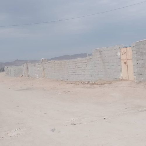 زمین چهاردیواری
