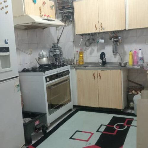 اجاره همکف پایین با4پله