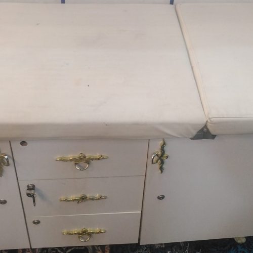 تخت بلاسیون