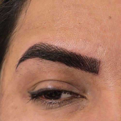 نیاز به مدل فیبروز ابرو برای تکمیل آلبوم