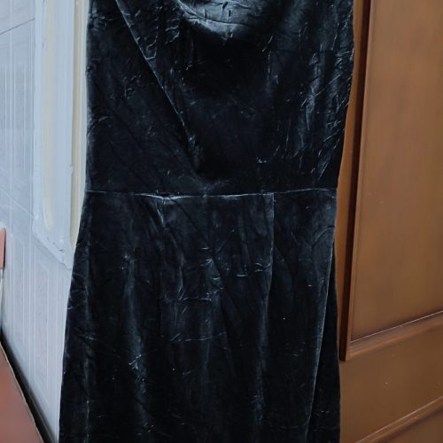 تعدادی لباس