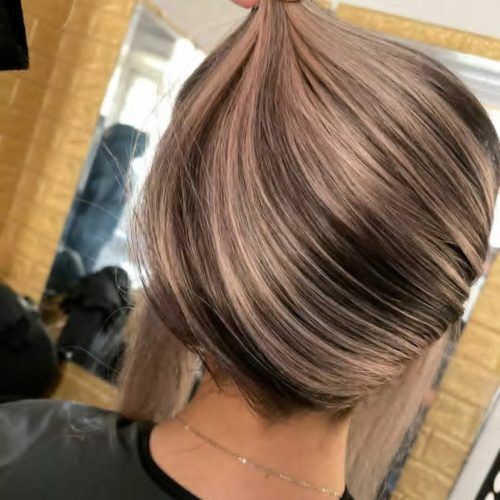 رنگ و مش . میکاپ و شنیون . پروتئین تراپی و کراتین . احیا . بافتمو