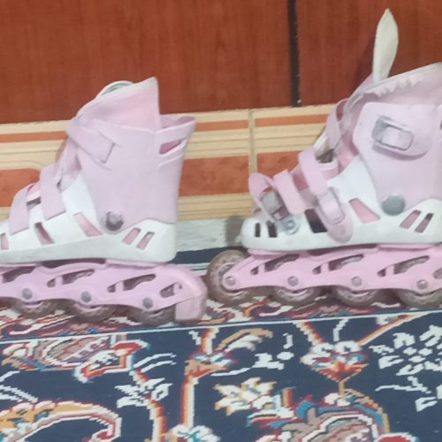 اسکیت استخوانی صورتی