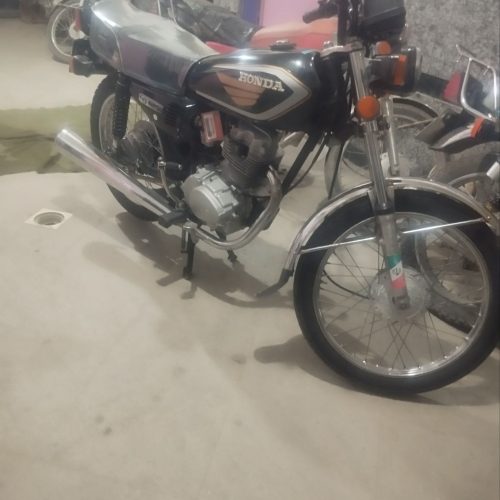 موتور هندا عروسک