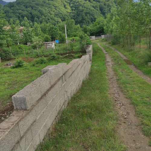 زمین واقع در بازارچه قعله رودخان