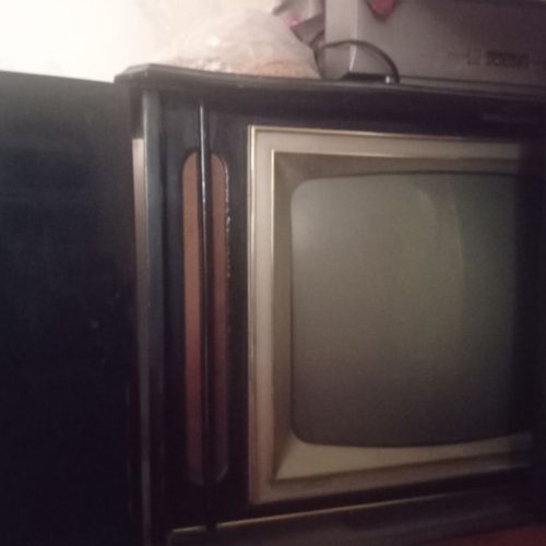 تلویزیون کمدی قدیمی کلکسیونی